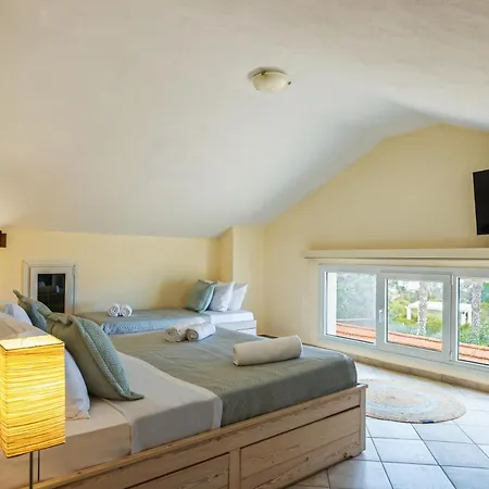 Mi Casa South Rhodes *